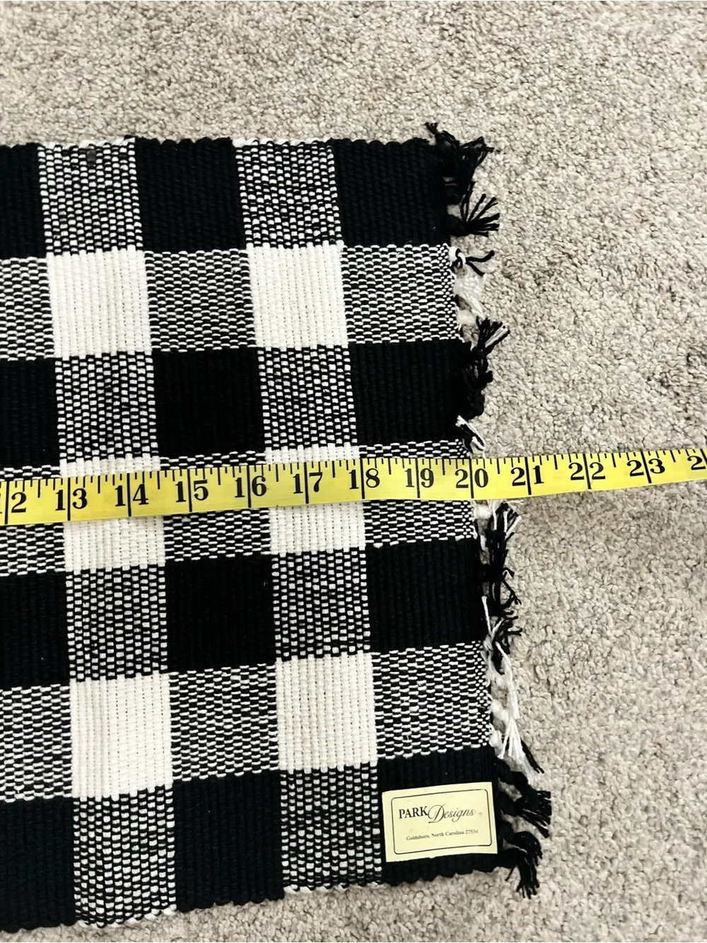 Park Designs Black & White Buffalo Check Woven Placemat with Fringe 20x13 NWT